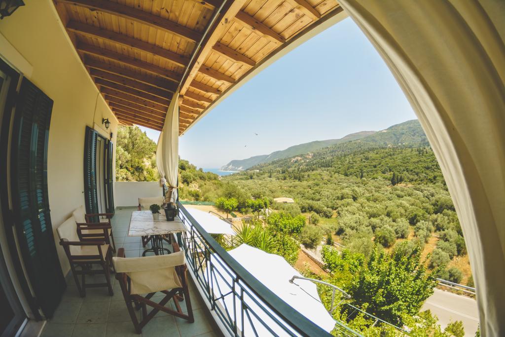 Althea Studios Lefkada Áyios Nikítas الغرفة الصورة