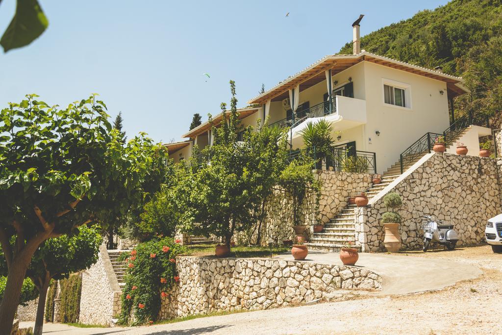 Althea Studios Lefkada Áyios Nikítas الغرفة الصورة