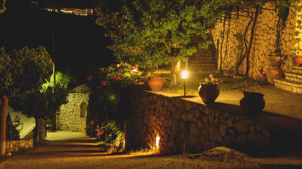 Althea Studios Lefkada Áyios Nikítas الغرفة الصورة
